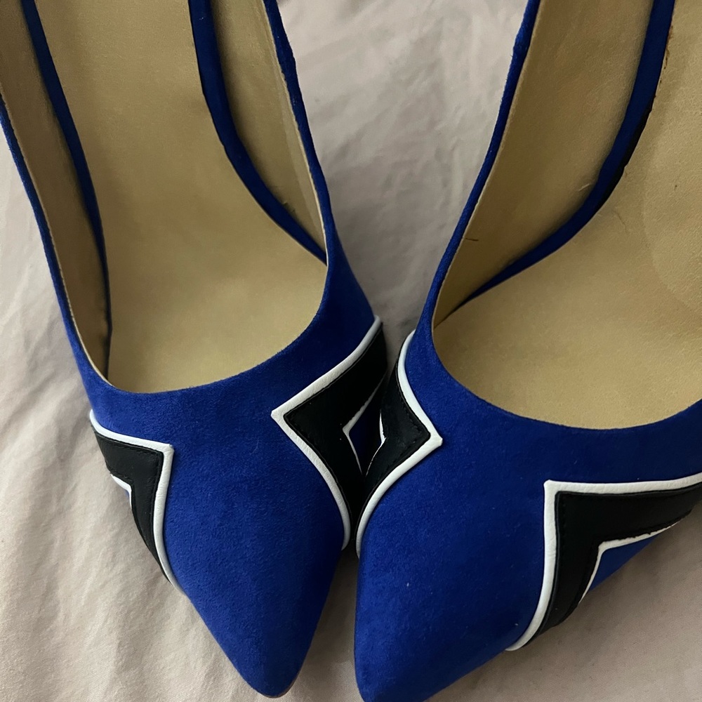 Gx blue black bad white heels  size 9 1/2 - Picture 2 of 4